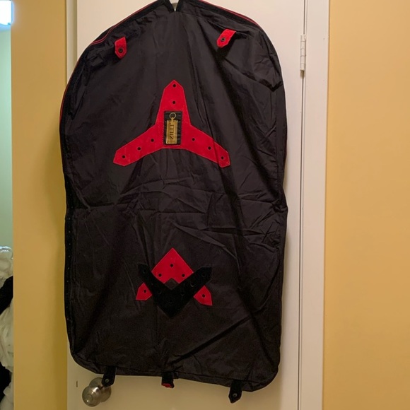 NWOT Men's Authentic ZILLI Black Red Suede Garment Travel/Weekend Bag - Picture 1 of 9